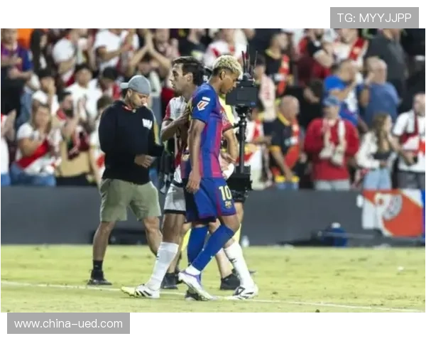 巴塞罗那客场补时点球绝平纽卡,亚马尔顶住压力罚入关键球 巴塞罗那客场补时点球绝平纽卡,亚马尔顶住压力罚入关键球